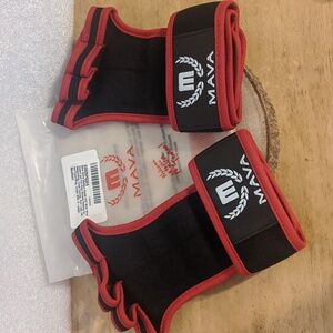 New Mava Sports Workout Gloves with Wrist Strap Silicone Padding Black Red XL